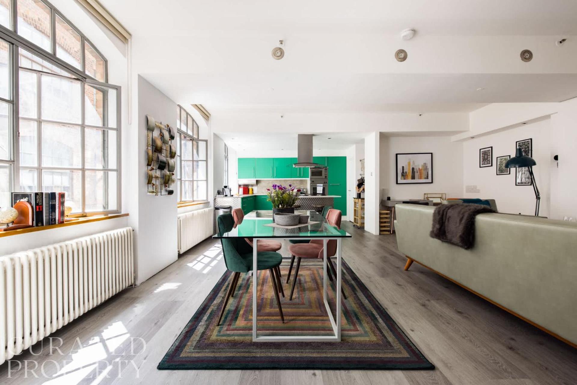 Soho Warehouse Loft With Concierge Appartement Londen